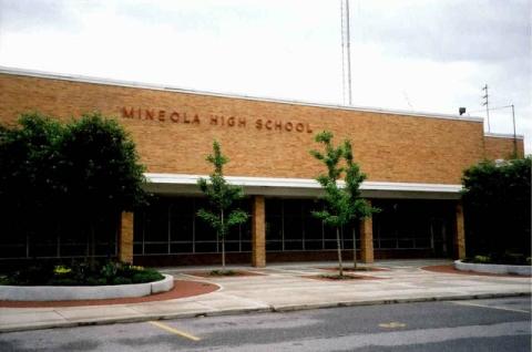 Mineola Public Schools & Branching Minds