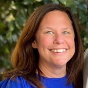Nikki Dickens